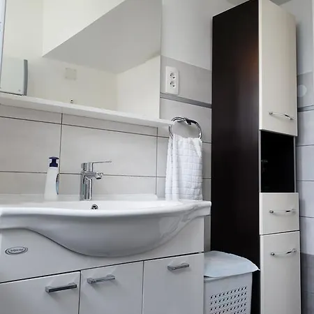 Apartment Two Air - Con